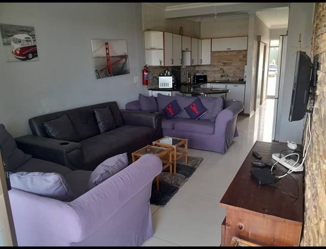 2 BEDROOM FLAT FOR SALE IN MARGATE NORTH BEACH